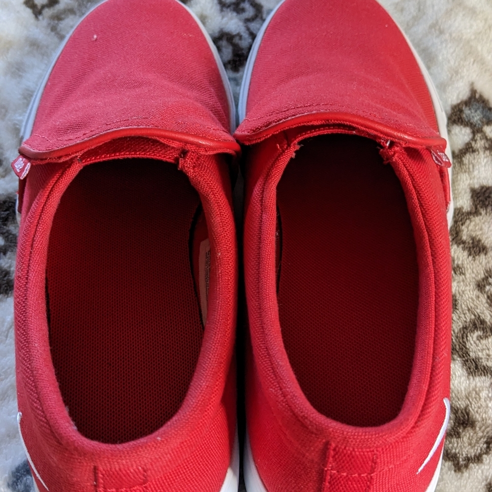 Nike Slip-On Sneakers 6.5